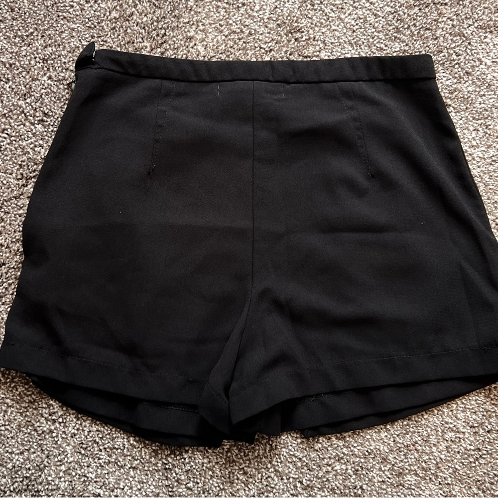 Formula Shorts - Picture 4 of 4